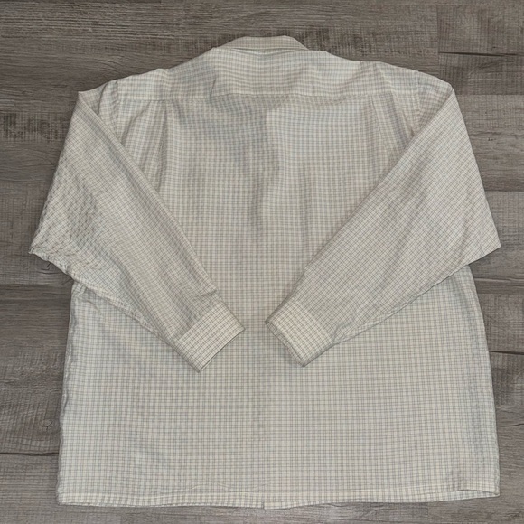 Montagut (Paris) - Sand Washed, Fine Cotton Dress Shirt - Picture 4 of 6